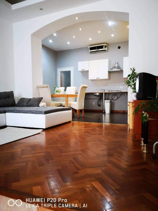 Patrik Apartman Székesfehérvár 외부 사진